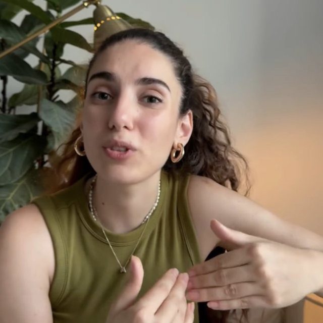 Cansu Tekin dil ve konuşma gelişimi hakkında anlatıyor